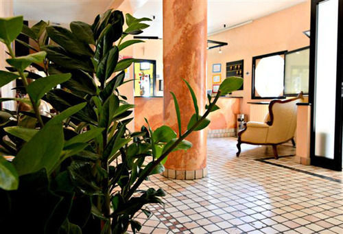 Hotel Stazione Паратико Екстериор снимка